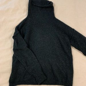 Line the Label turtleneck